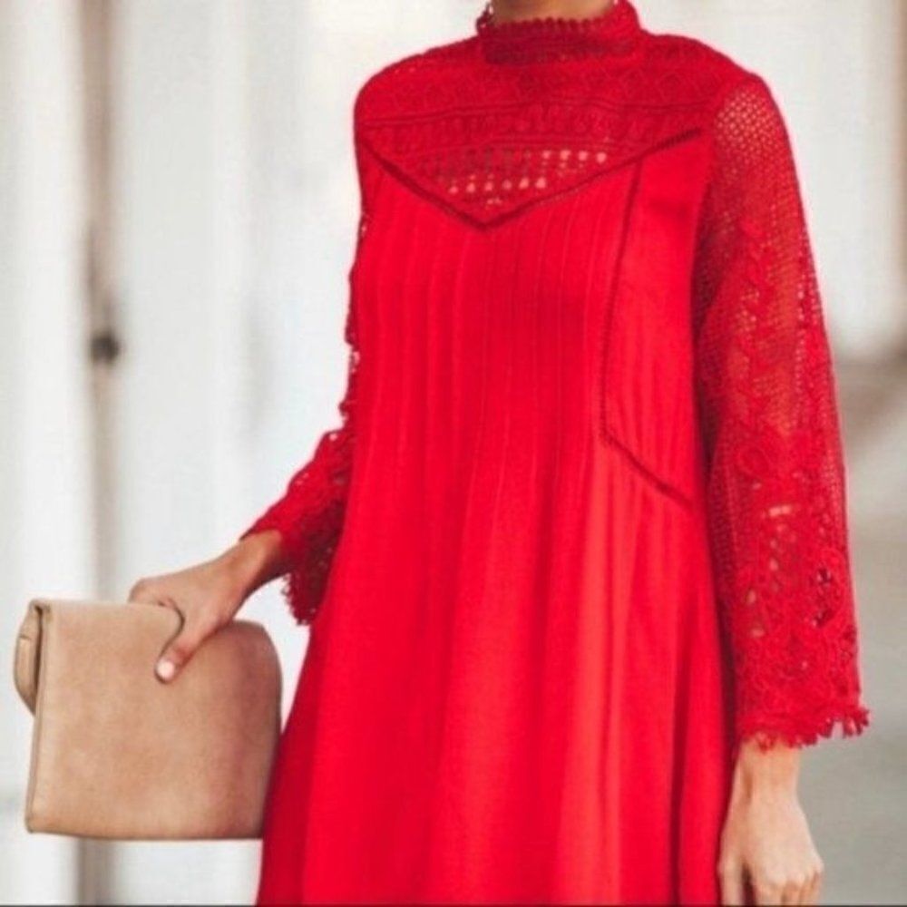 En Creme Crochet Shift Dress Size S